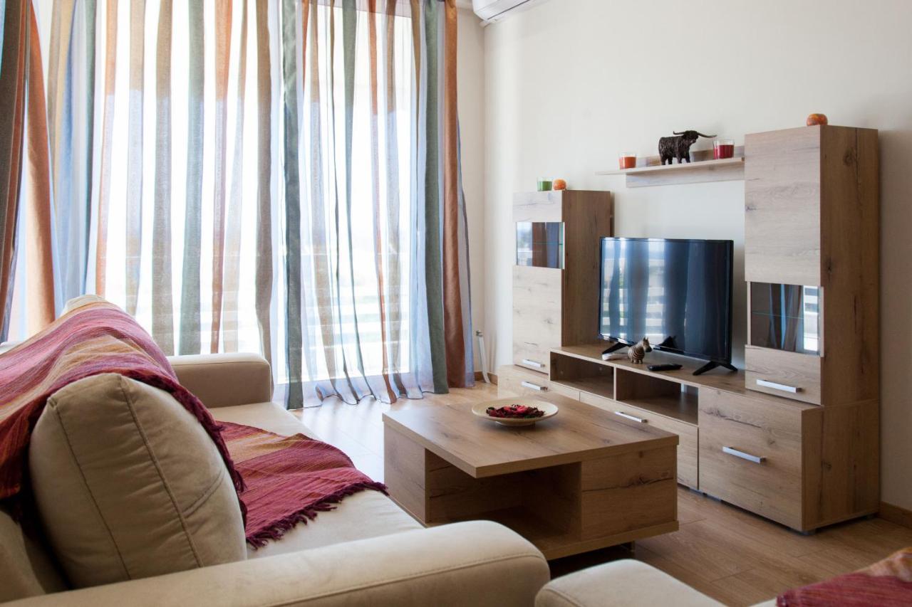 Modern Apt In Glyfada A Breath Away From The Sea - The View Атина Екстериор снимка