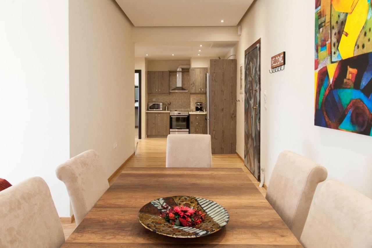 Modern Apt In Glyfada A Breath Away From The Sea - The View Атина Екстериор снимка