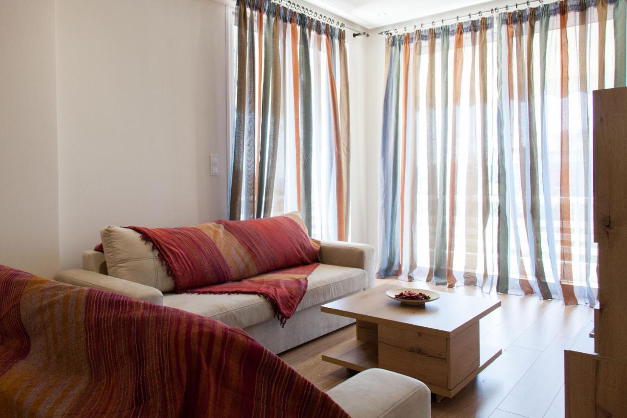 Modern Apt In Glyfada A Breath Away From The Sea - The View Атина Екстериор снимка