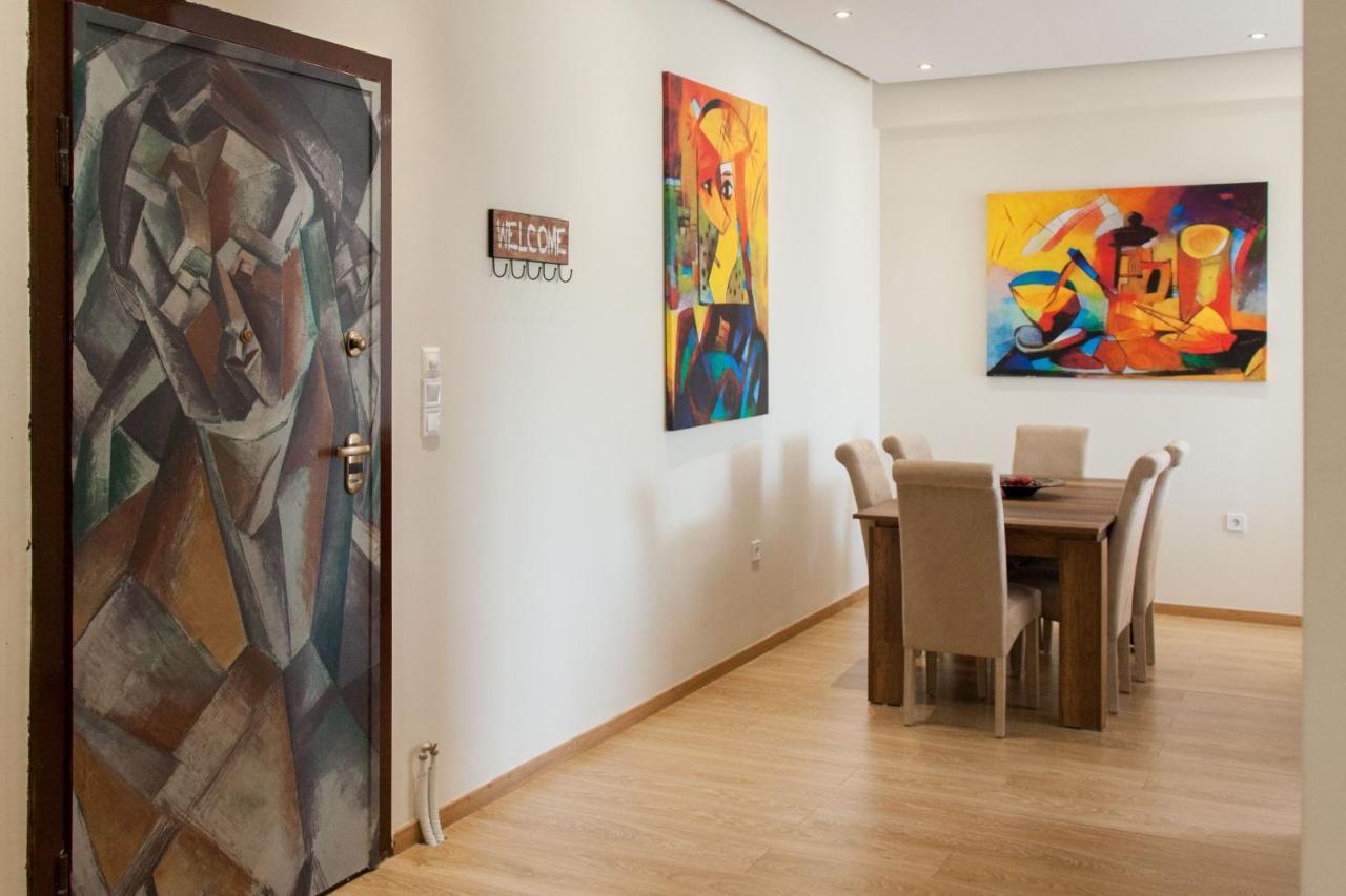 Modern Apt In Glyfada A Breath Away From The Sea - The View Атина Екстериор снимка