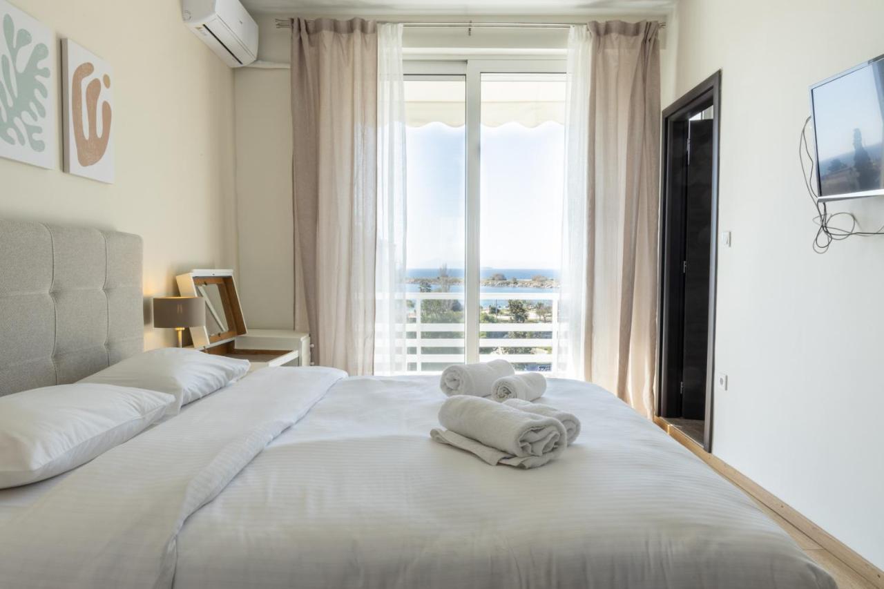 Modern Apt In Glyfada A Breath Away From The Sea - The View Атина Екстериор снимка