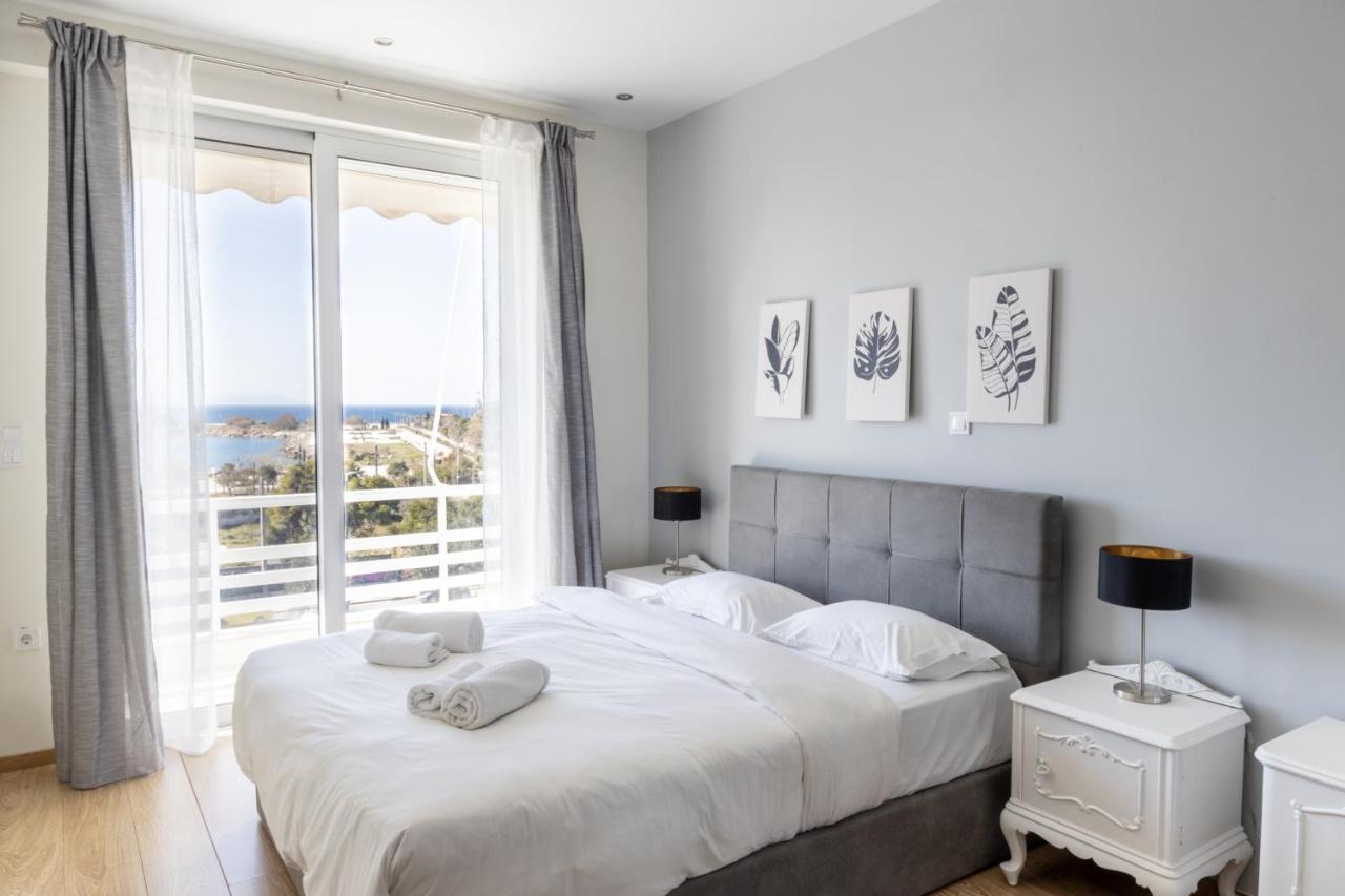 Modern Apt In Glyfada A Breath Away From The Sea - The View Атина Екстериор снимка